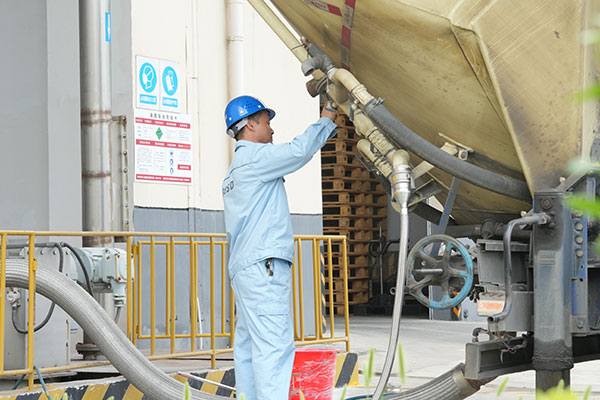 Transportul materiilor prime